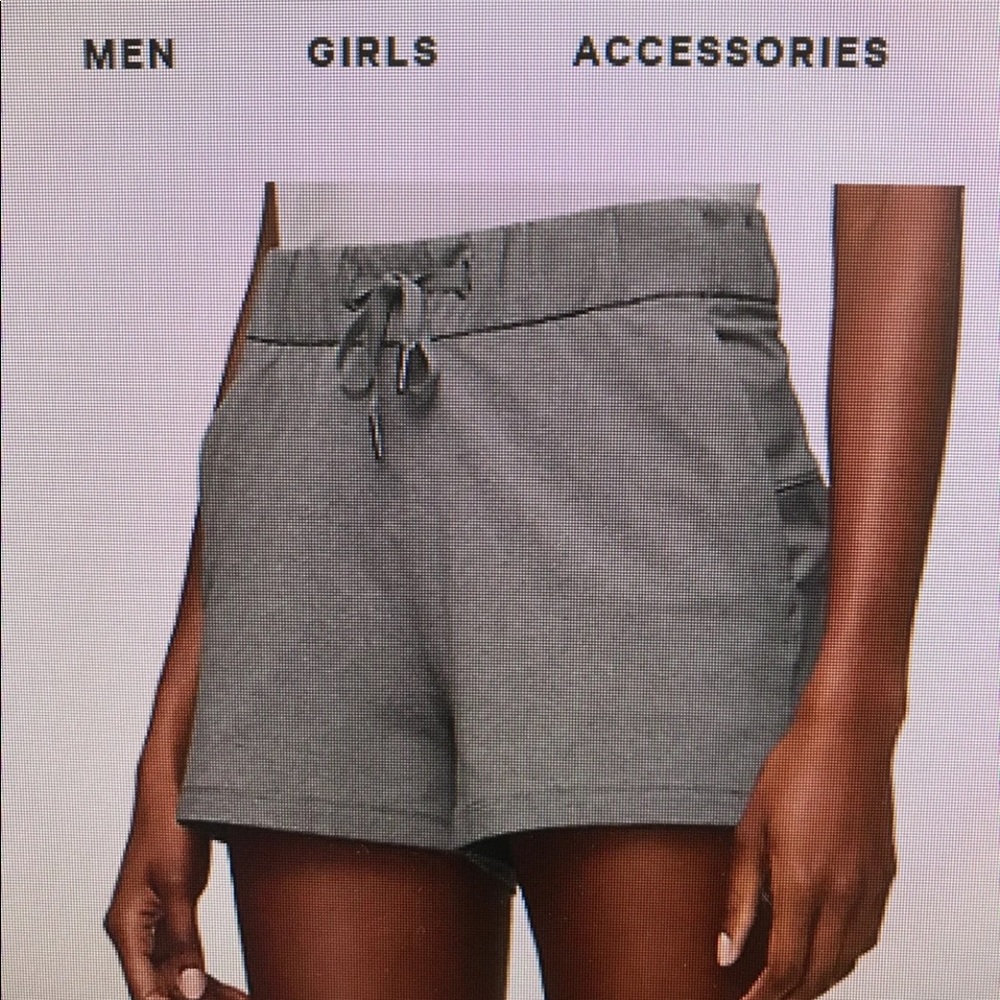 Shorts - Picture 3 of 3